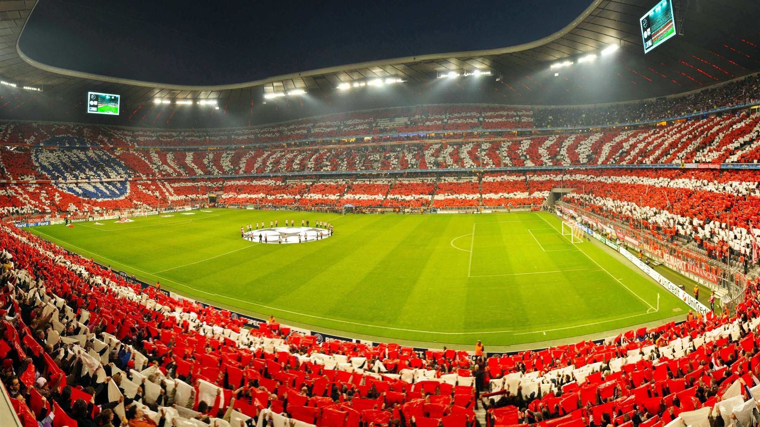 开云足球官网-申花开场5分钟闪电两连击，哈兰德防线形同虚设！中超新赛季揭幕战惊现北欧神话崩塌，申花5分钟两球击溃北欧防线，中超揭幕战上演神话破灭